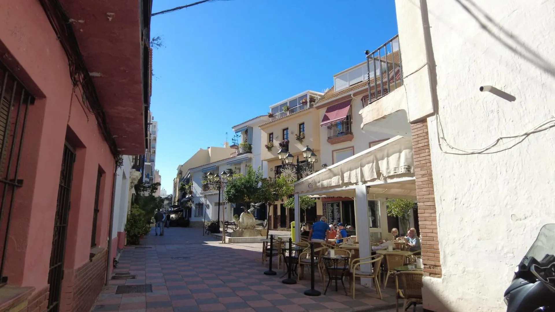 Fuengirola Holidays Sun & Beach アパート